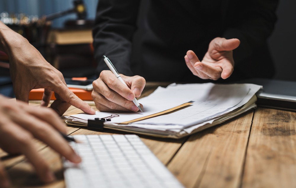 Selecting a jury consulting partner