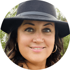 Amy Williamson Headshot